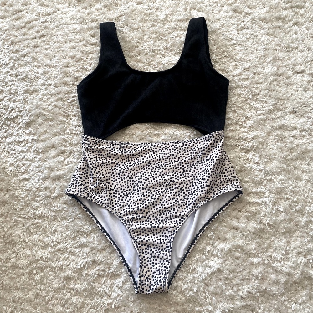 SHEIN 1 piece bikini never worn